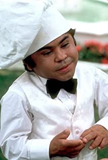 How tall is Herve Villechaize?